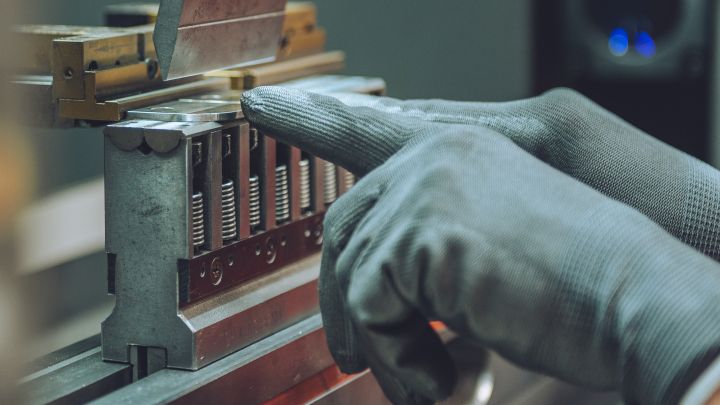 Neue Abkantpresse – Biegen ohne Kompromisse