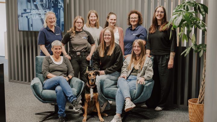 Weibliche Power hinter S&D Blechtechnologie